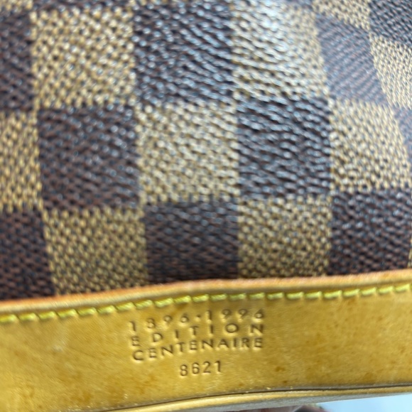 Louis Vuitton Backpack in Damier Ebene, preloved with dust bag. - Picture 3 of 16